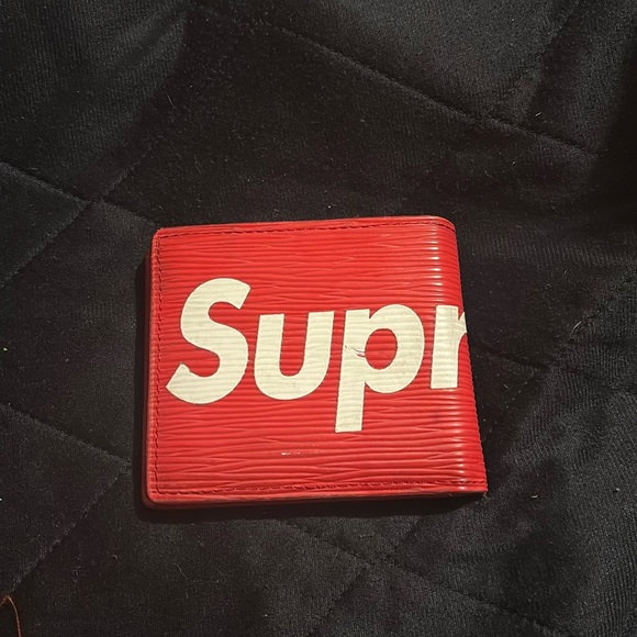 Used Louis Vuitton x Supreme Slender Wallet